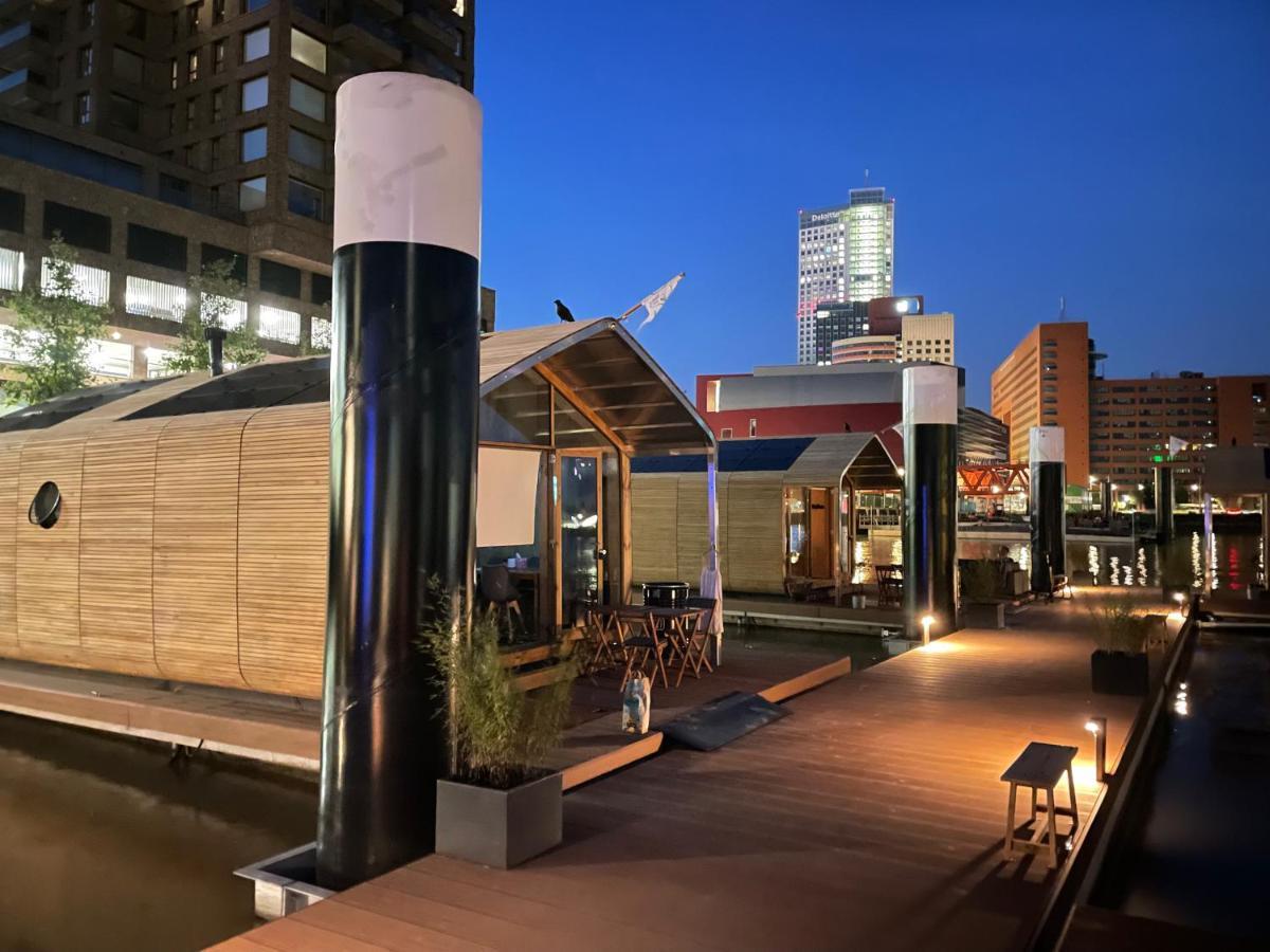Wikkelboat Nr2 At Floating Rotterdam Rijnhaven Hotel ภายนอก รูปภาพ